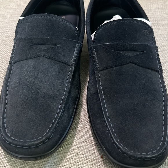 TOD’S SUEDE MOCCASINS/DRIVING SHOES  SZ 9 - Picture 2 of 7